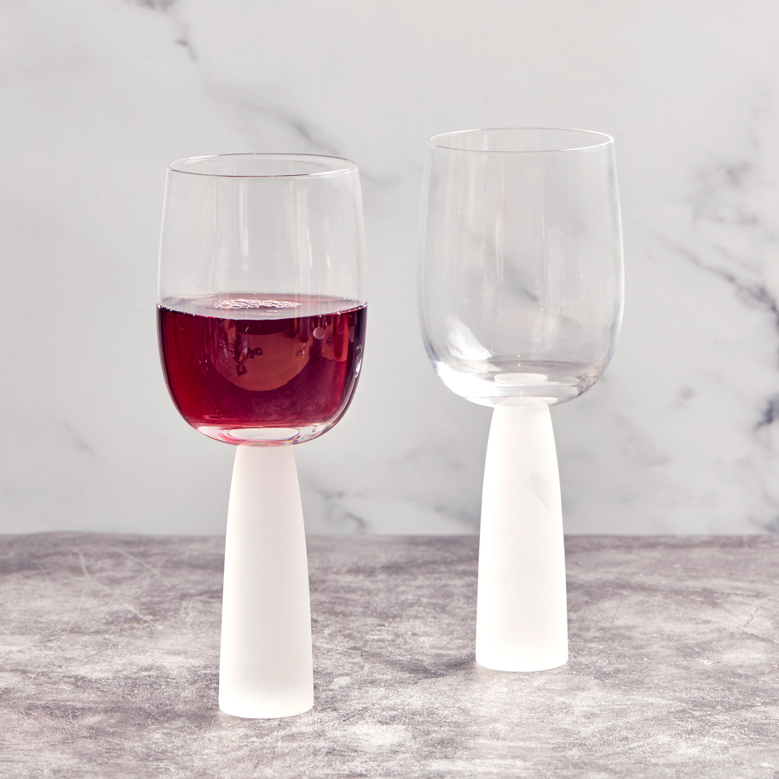 Set of 2 Oslo Wine Glasses Frost